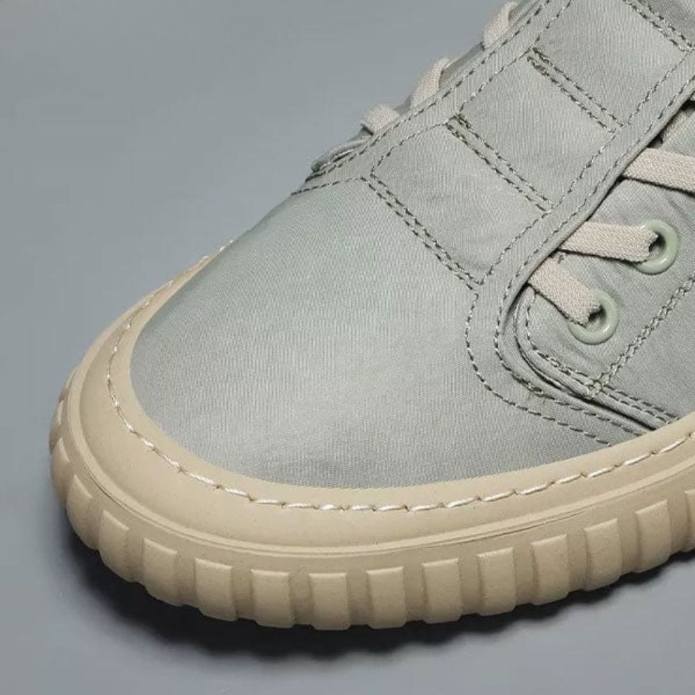 MultiMove Sneakers – One Pair, A Thousand Uses