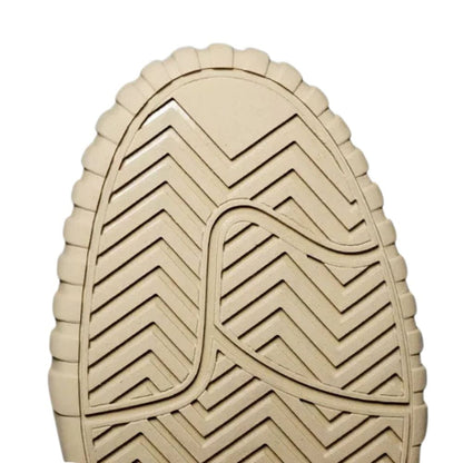 MultiMove Sneakers – One Pair, A Thousand Uses