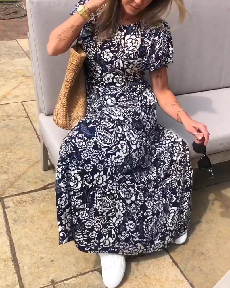 Jasmin – Short-Sleeve Floral Dress