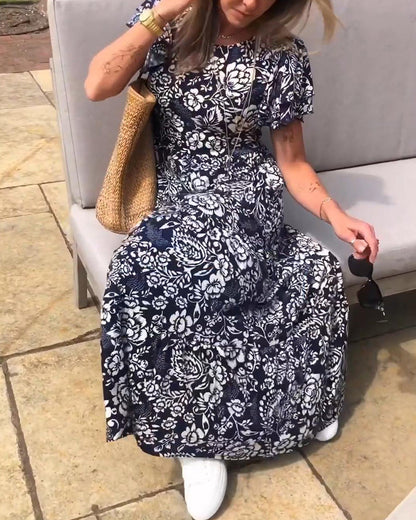 Jasmin – Short-Sleeve Floral Dress