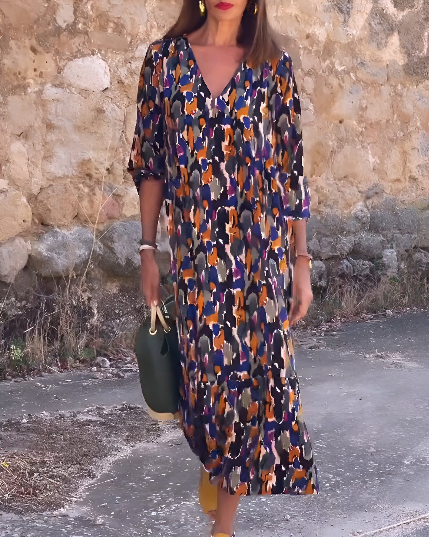 Nathalie | V-Neck Dress with Retro Print