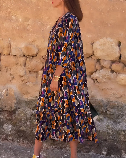 Nathalie | V-Neck Dress with Retro Print