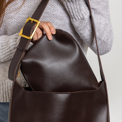 The Julie Shoulder Bag - Effortless Style Meets Everyday Functionality