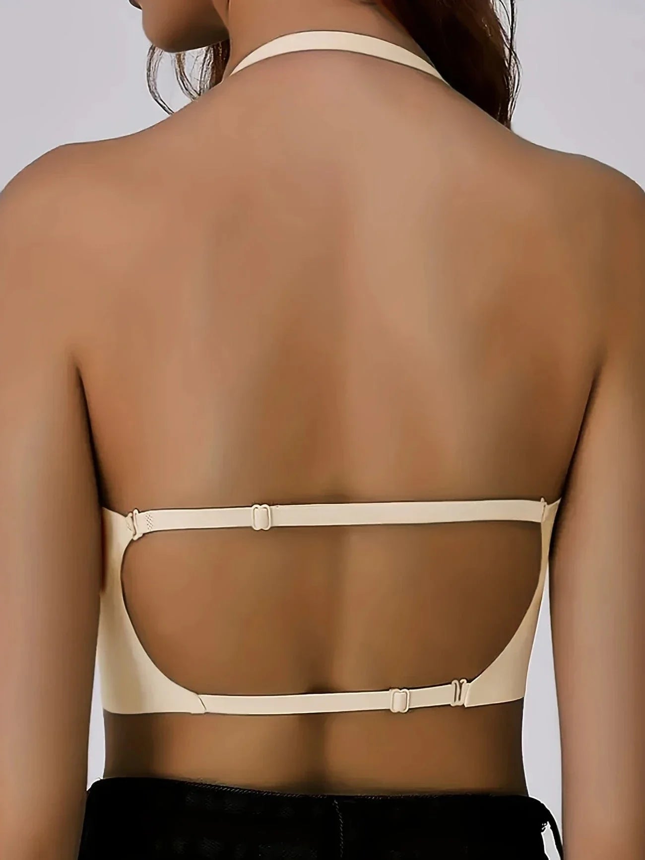 Backless bra – Invisible under all your tops
