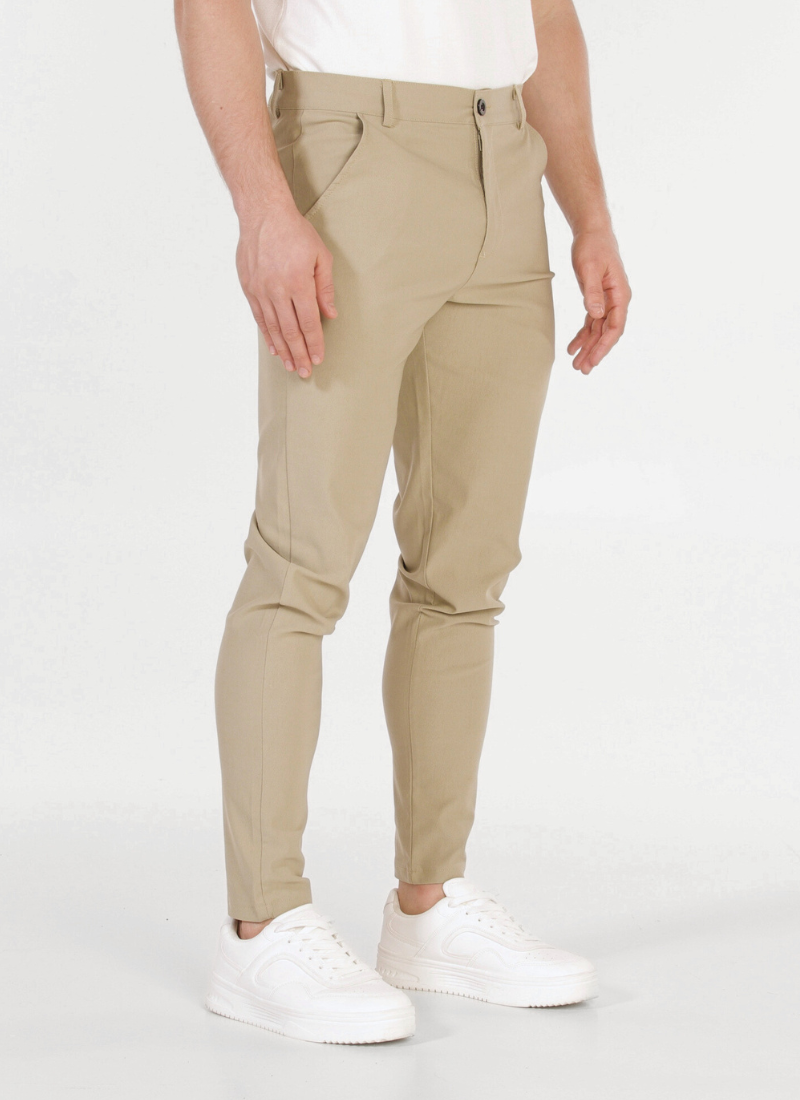 Light chinos