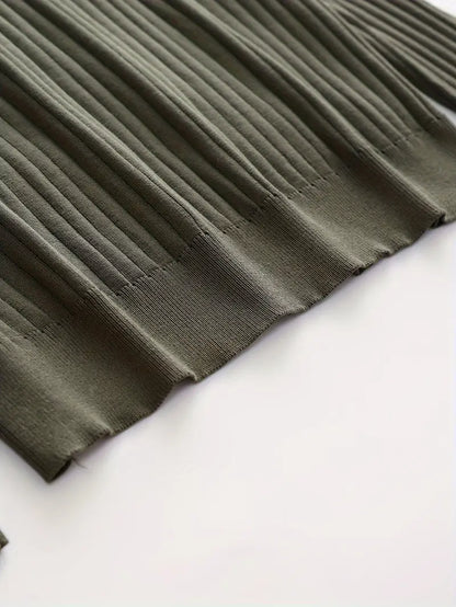 SOGNO: Muscle-Fit Knit Sweater