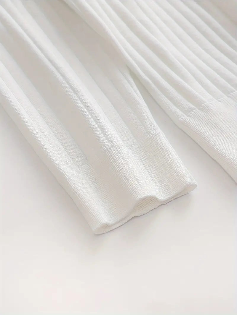 SOGNO: Muscle-Fit Knit Sweater