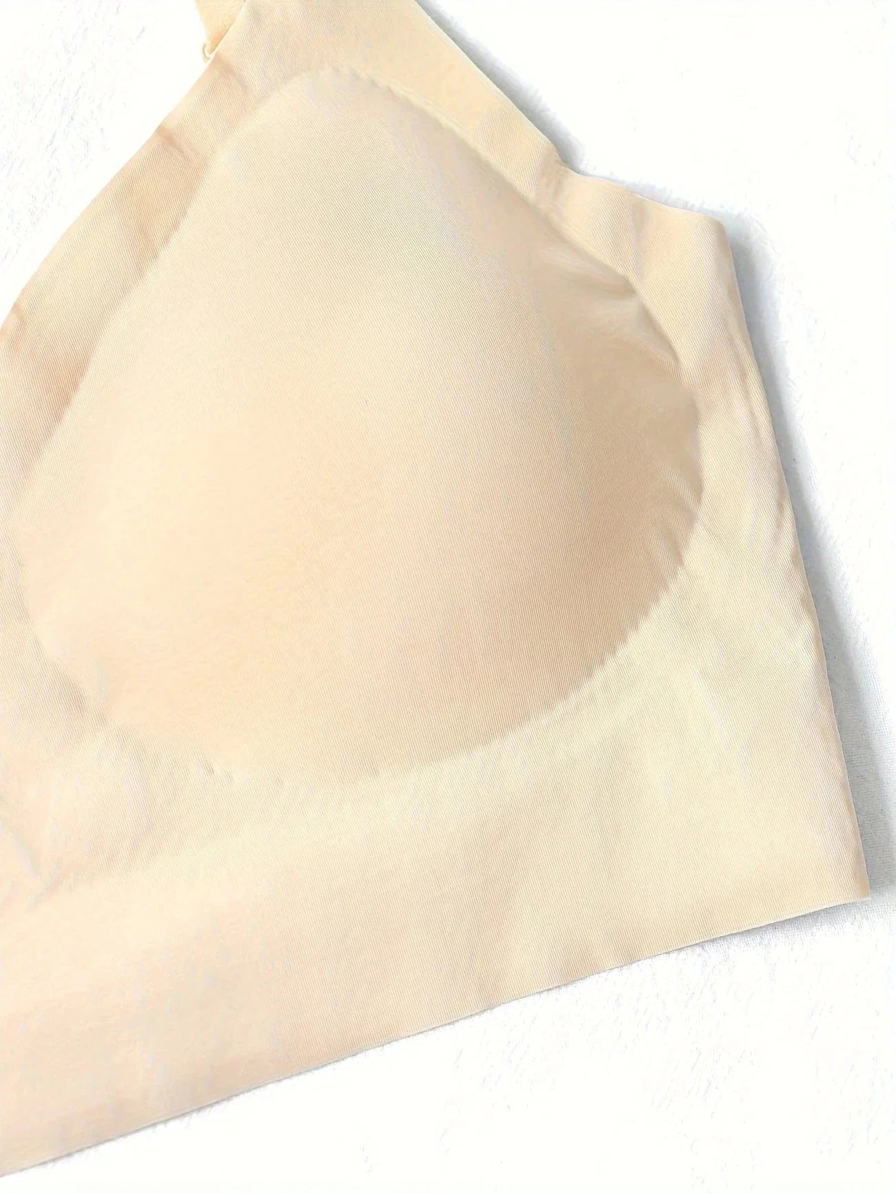 Backless bra – Invisible under all your tops