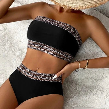 Bandeau Bikini – Elegance and Comfort Guaranteed